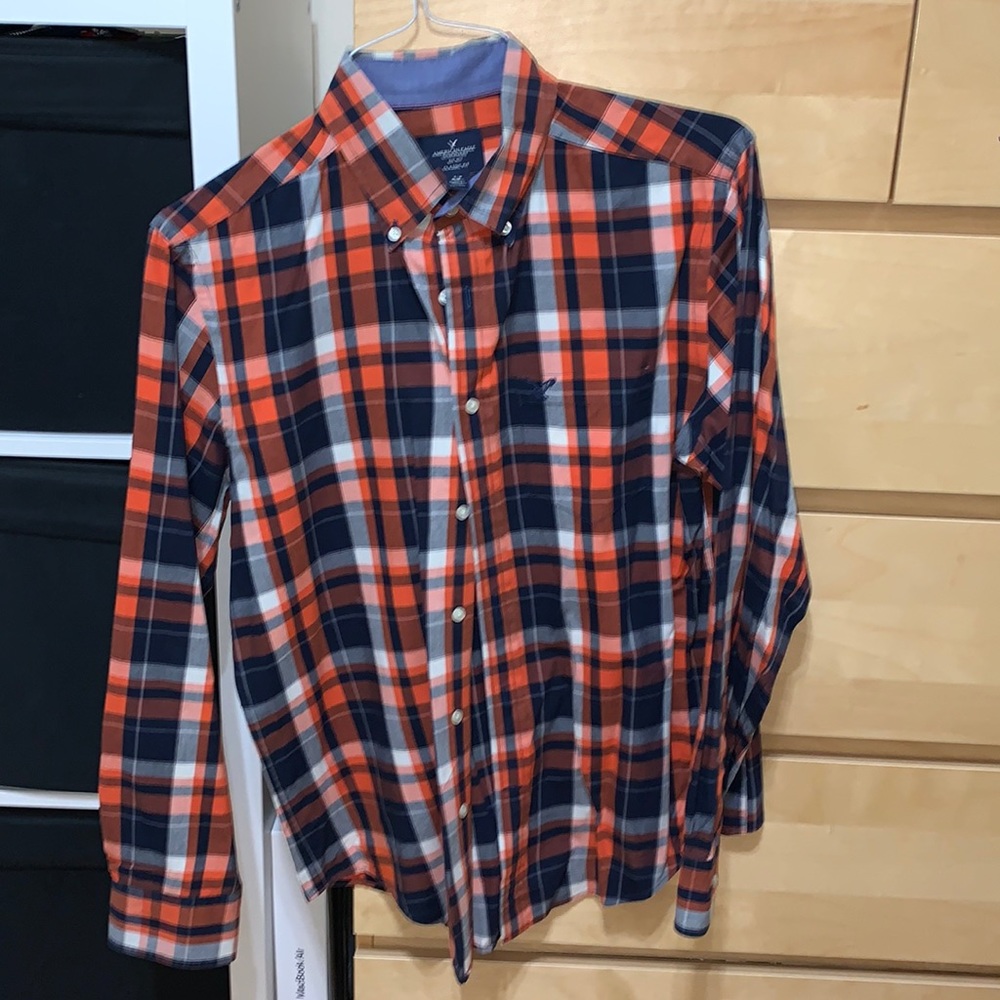 Men’s American Eagle 🦅 (USED) Long Sleeve Plaid Button Down Shirt - Sized S